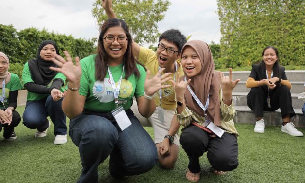 YSEALI PLUS: The Power of Leadership, Unleashing Success